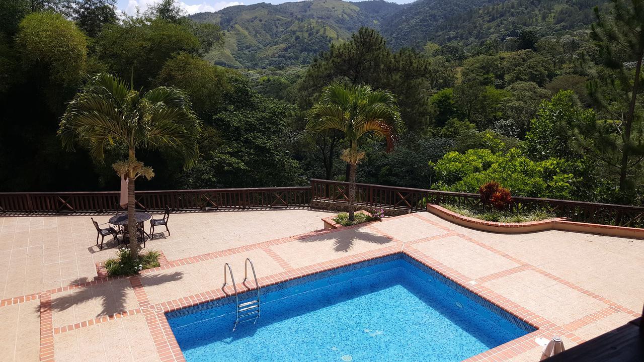 Hotel Rancho La Aurora جاراباكو المظهر الخارجي الصورة