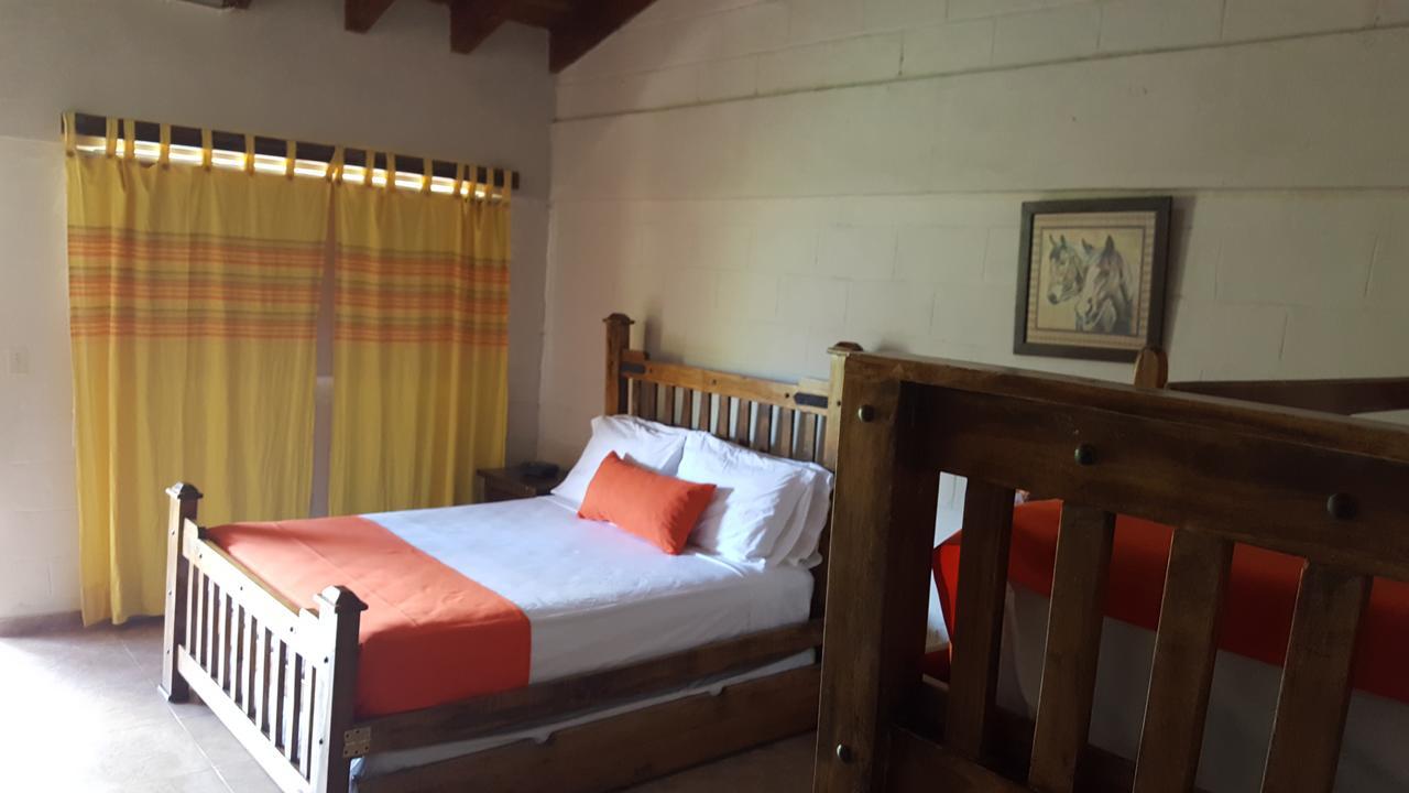 Hotel Rancho La Aurora جاراباكو المظهر الخارجي الصورة