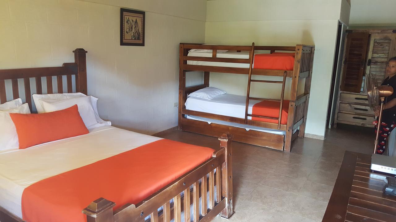 Hotel Rancho La Aurora جاراباكو المظهر الخارجي الصورة